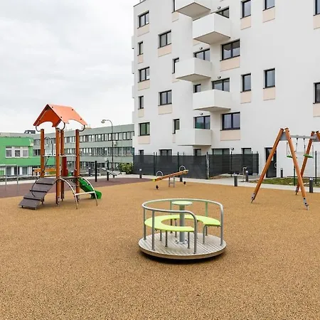 Flat 3 Sunny Haven Moderny 2i, Parking, Wifi شقة