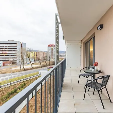 Apartment Flat 3 Sunny Haven Moderny 2i, Parking, Wifi *
