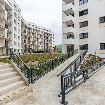 Flat 3 Sunny Haven Moderny 2i, Parking, Wifi Daire Bratislava